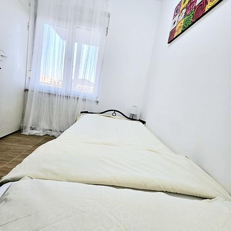 Apartment Lovre Zadar Extérieur photo