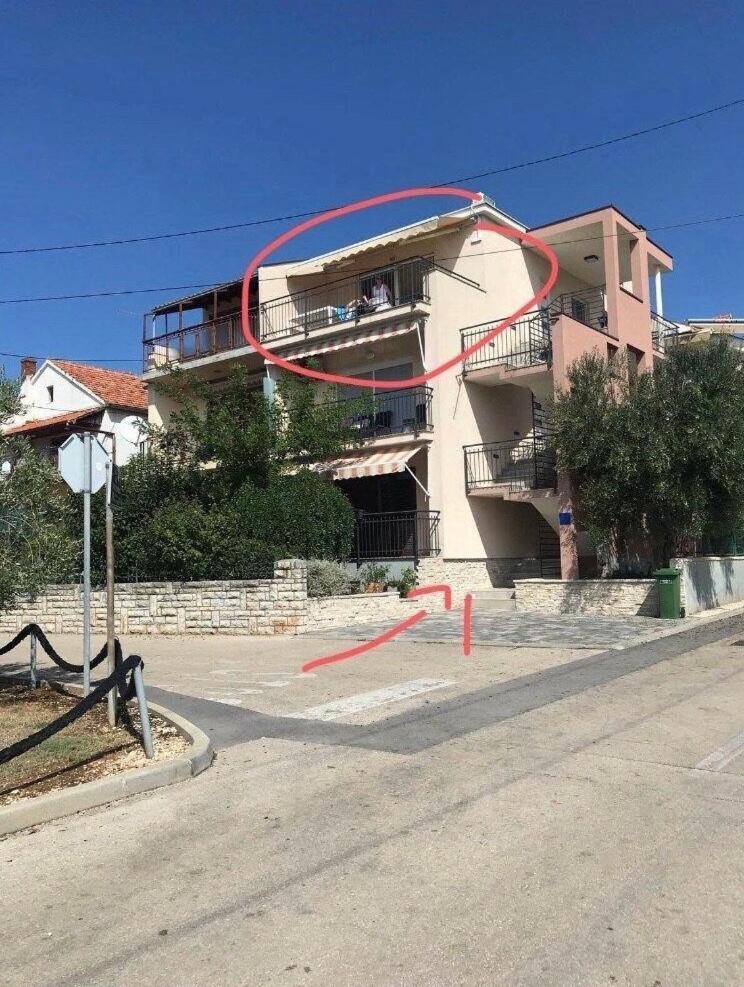 Apartment Lovre Zadar Extérieur photo